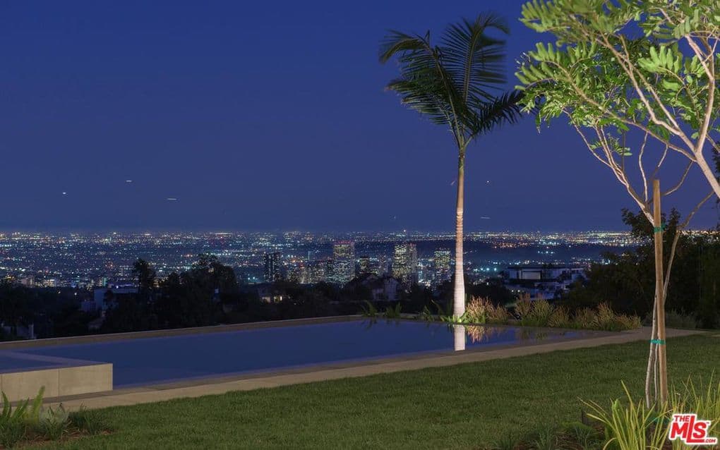 1218 Roberto Lane Los Angeles CA