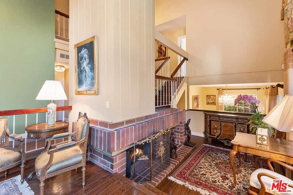 2771 Woodwardia Drive Los Angeles CA