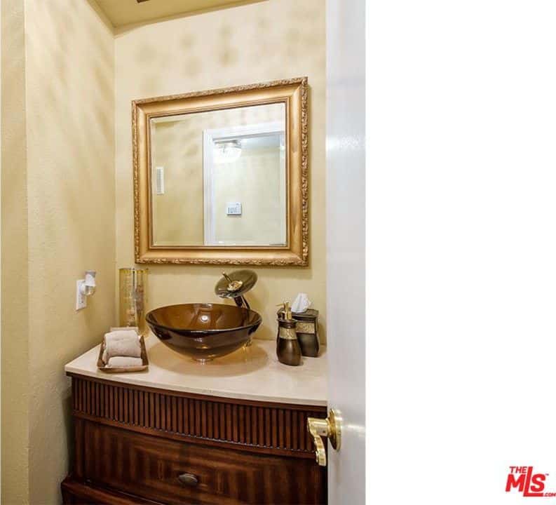 2771 Woodwardia Drive Los Angeles CA