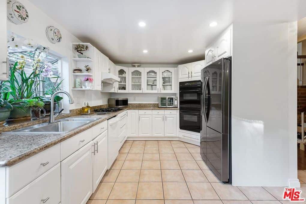 2771 Woodwardia Drive Los Angeles CA