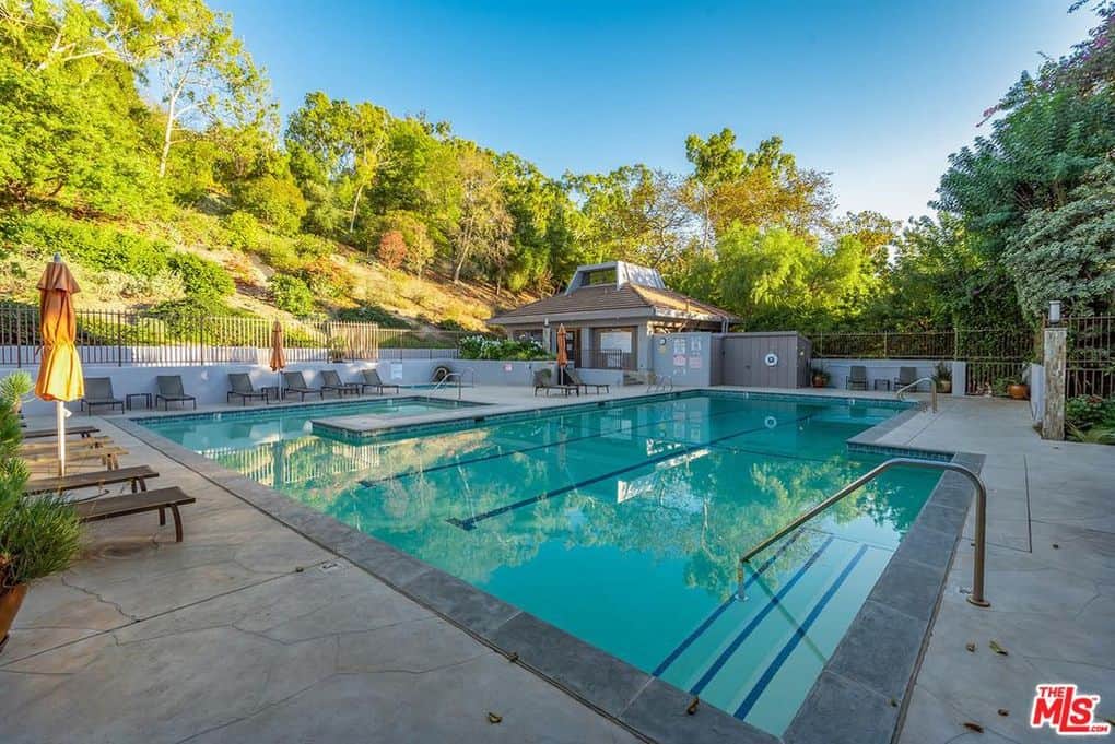 2771 Woodwardia Drive Los Angeles CA