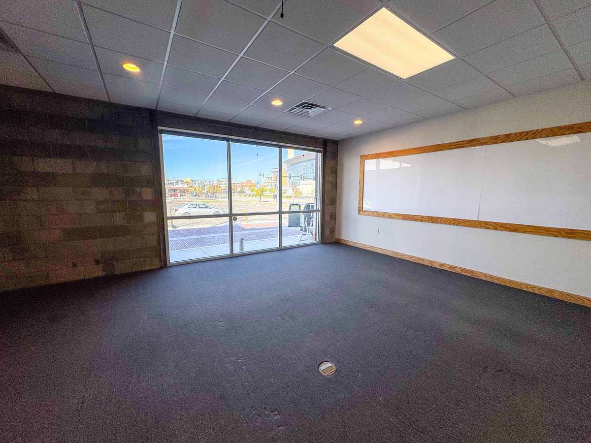 400 S Commerce Wichita KS 67202