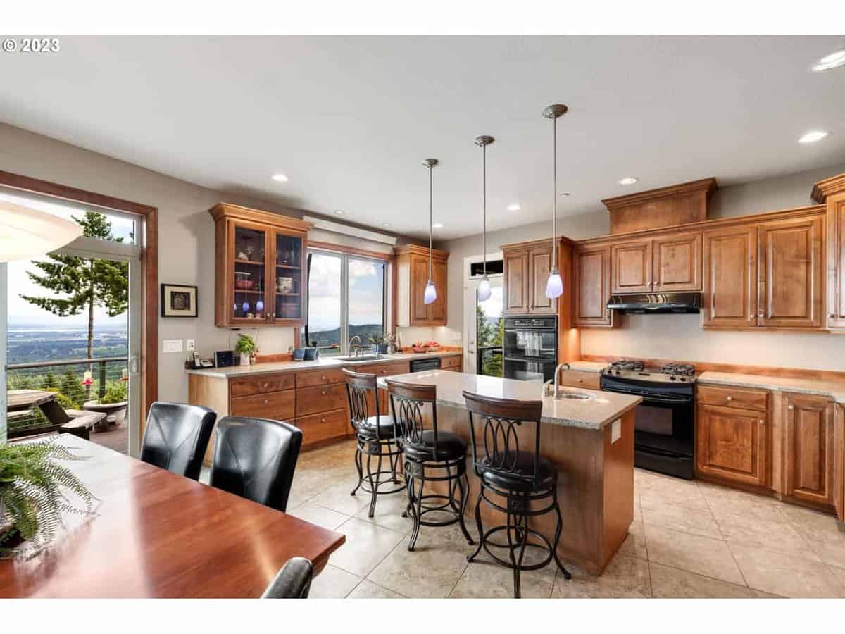 16820 NW Skyline Boulevard Portland OR 97231