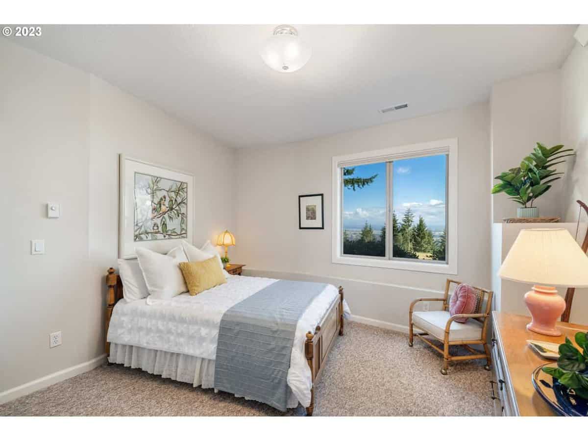 16820 NW Skyline Boulevard Portland OR 97231