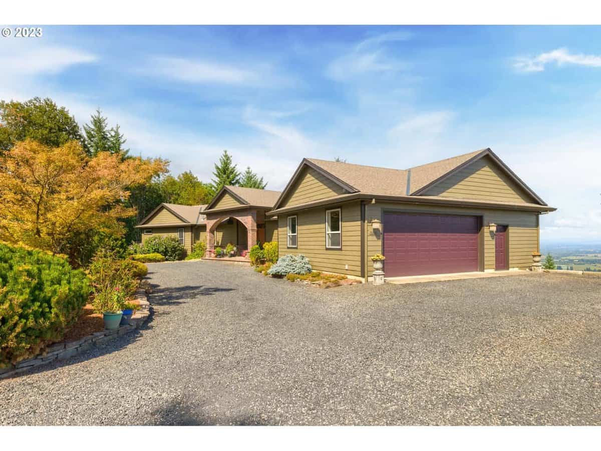 16820 NW Skyline Boulevard Portland OR 97231