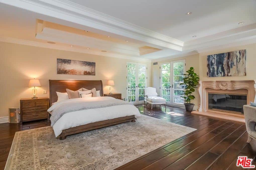3901 Longridge Avenue Los Angeles LA 91423