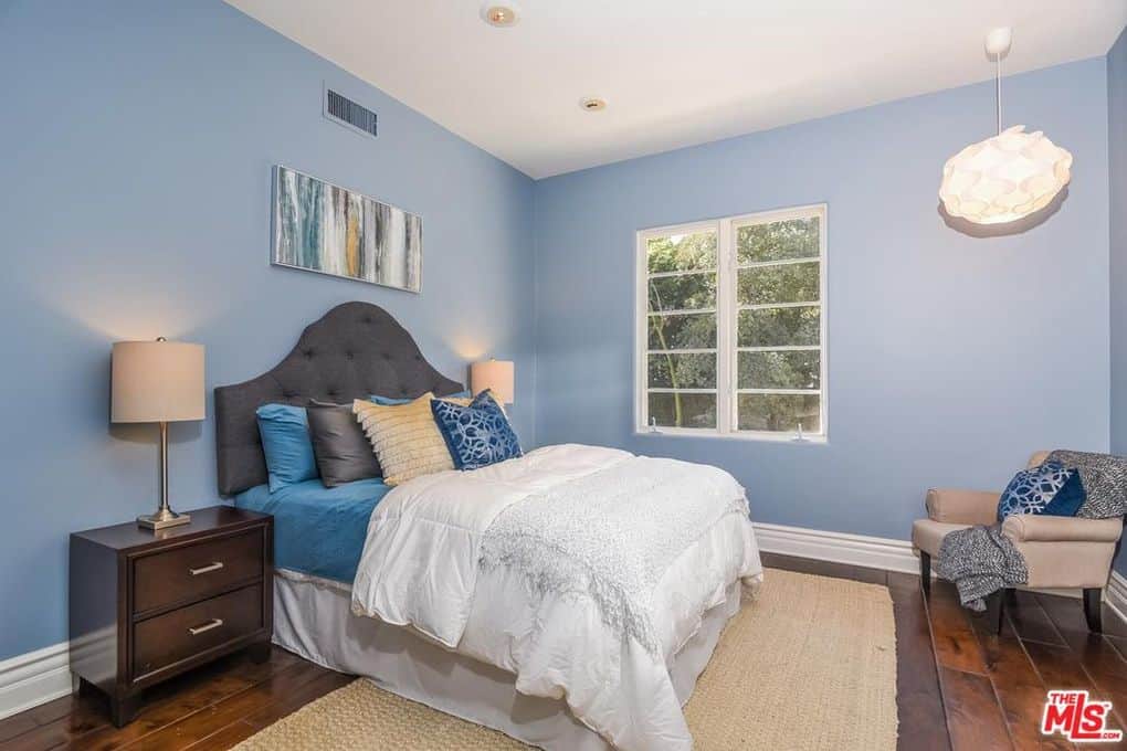 3901 Longridge Avenue Los Angeles LA 91423