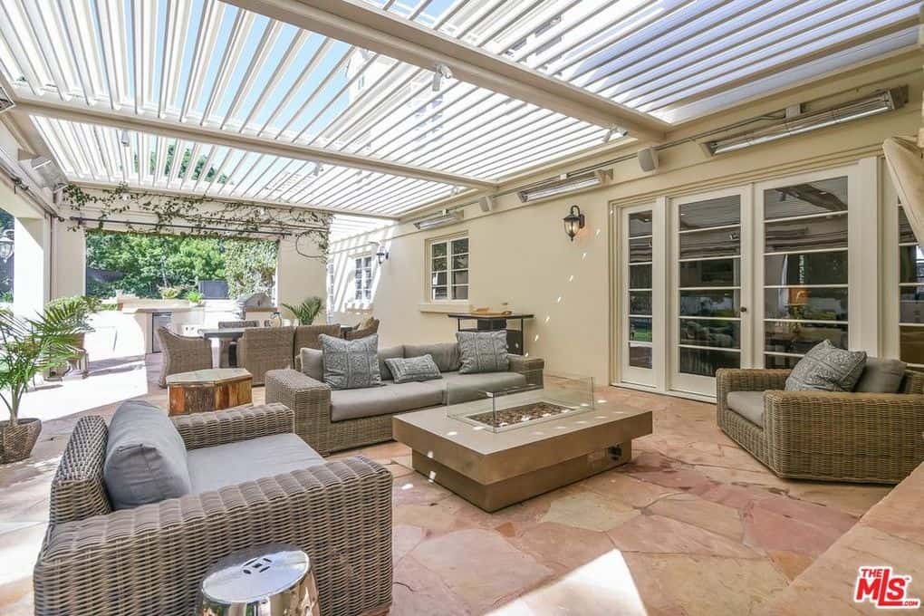 3901 Longridge Avenue Los Angeles LA 91423