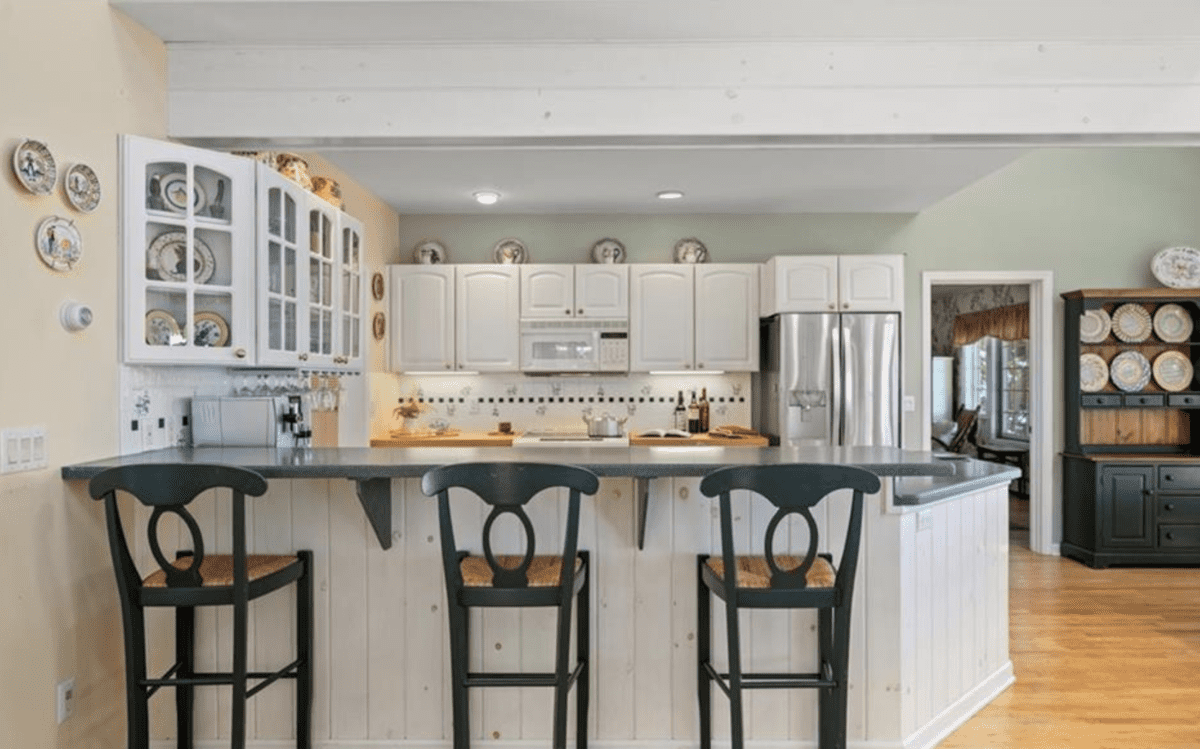 2346 Thornton Grove North Skaneateles NY