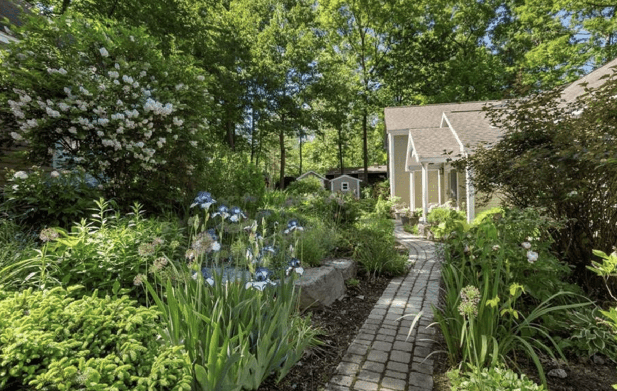 2346 Thornton Grove North Skaneateles NY
