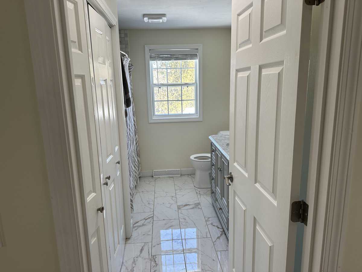 Easthampton MA 01027