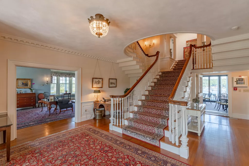314 Quissett Avenue Falmouth MA 02543