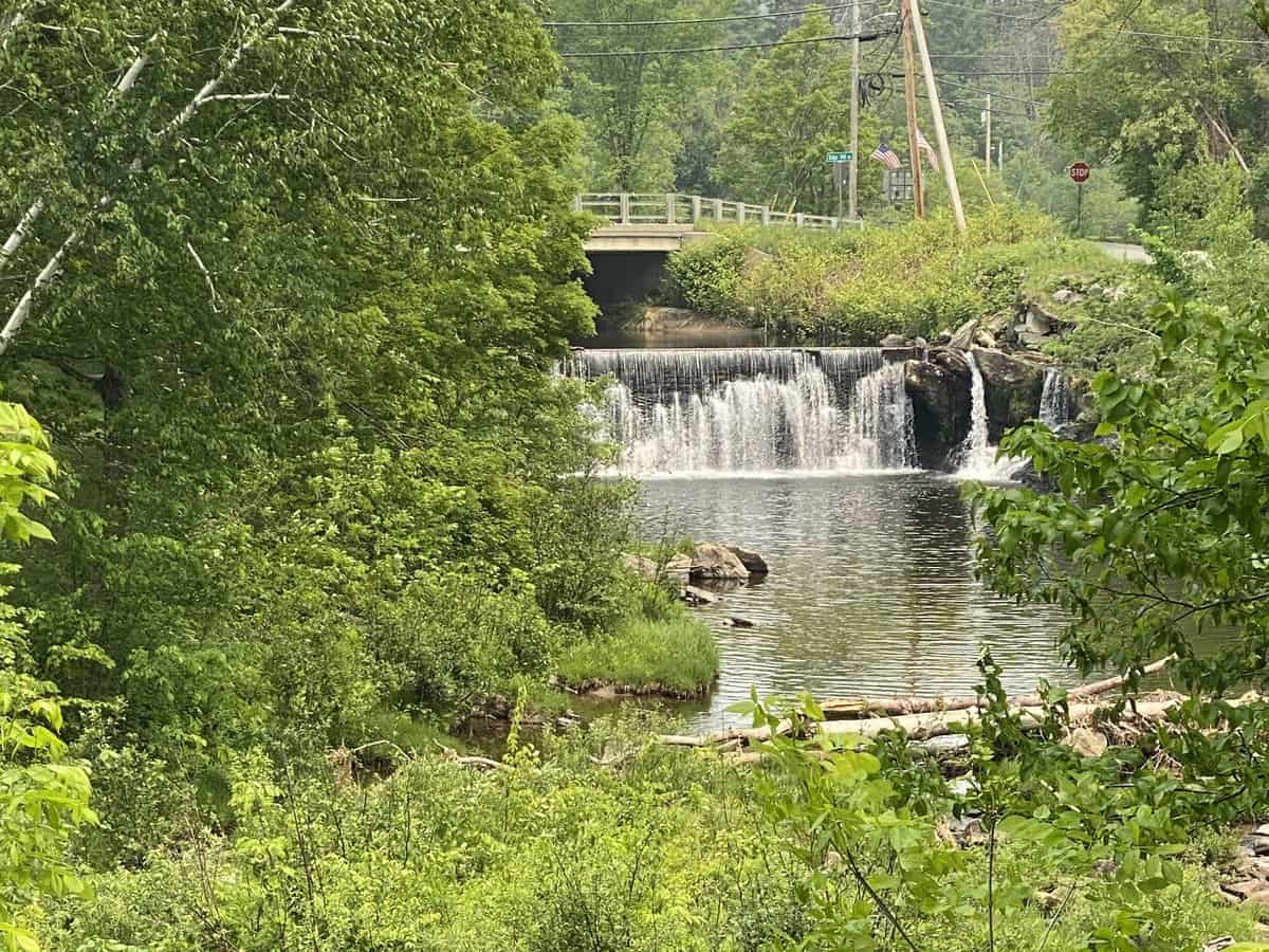 Edgehill Londonderry VT 05340