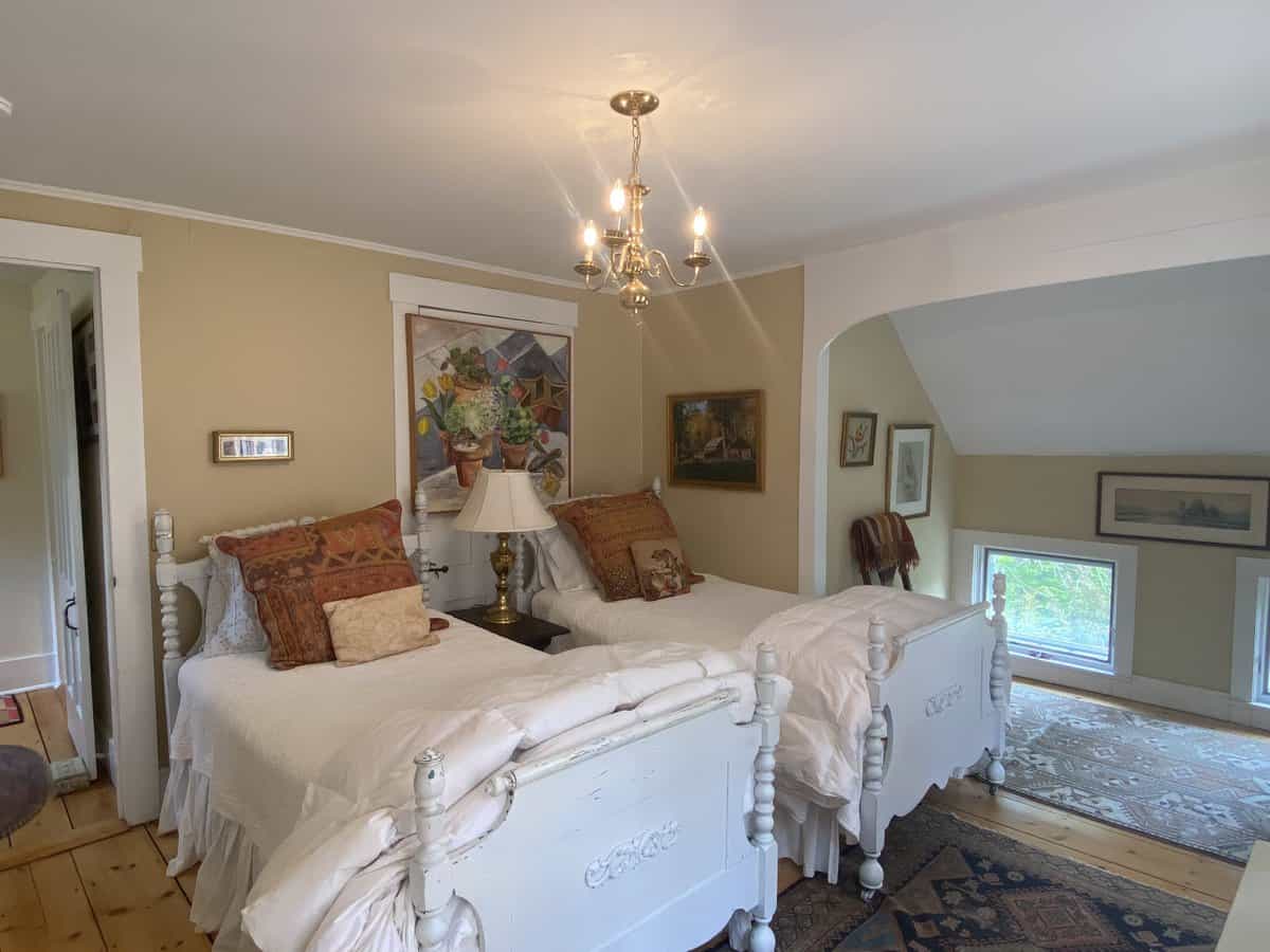 Edgehill Londonderry VT 05340