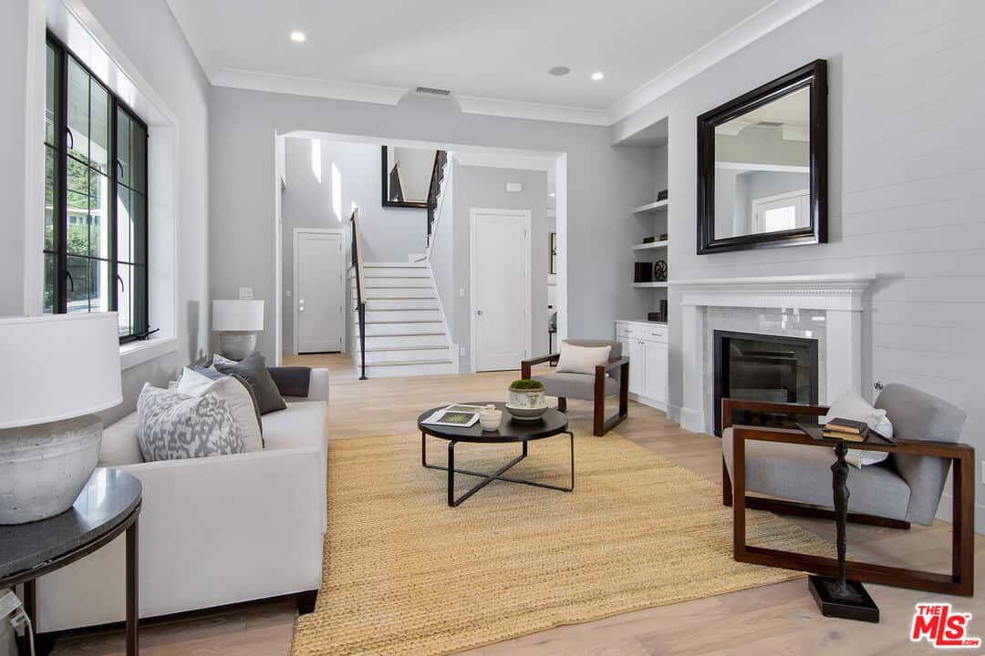2054 Roscomare Road Los Angeles CA 90077
