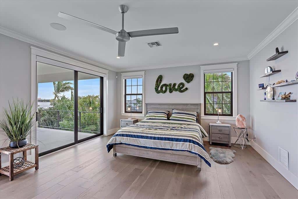 8201 Midnight Pass Road Sarasota FL 34242