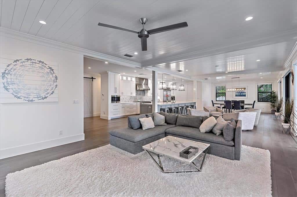 8201 Midnight Pass Road Sarasota FL 34242