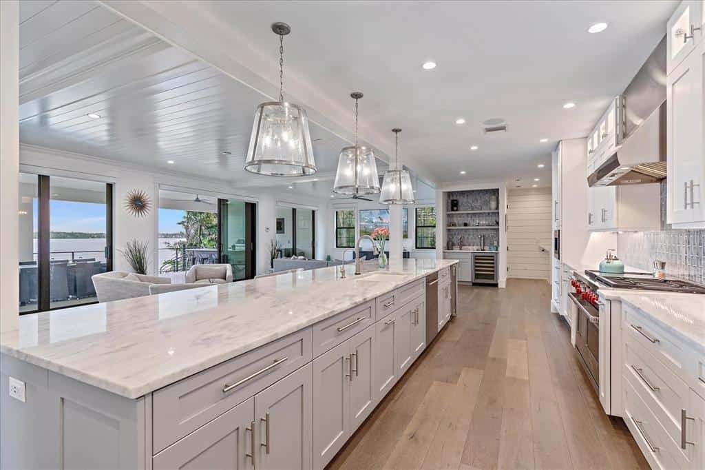 8201 Midnight Pass Road Sarasota FL 34242