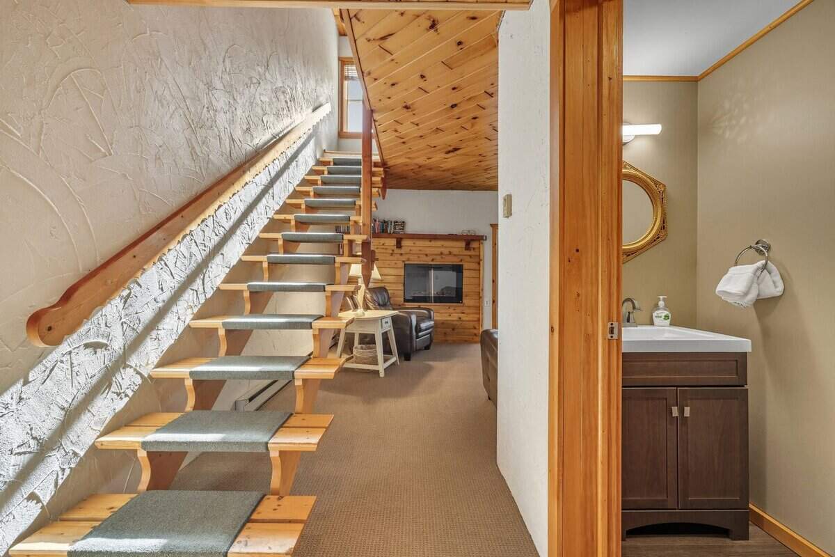 50-56 Alpine Lane Lake Placid NY 12946