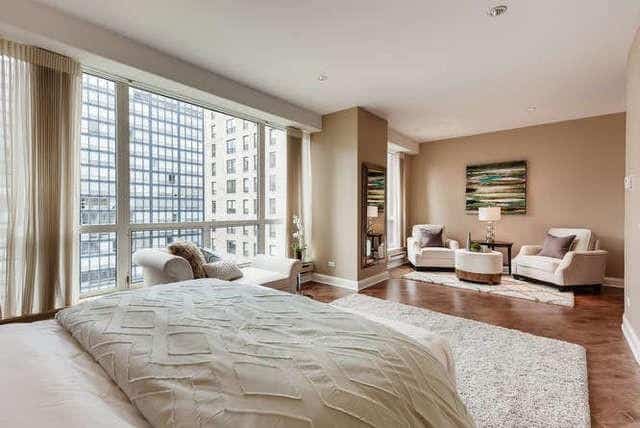 270 E Pearson Street Chicago IL 60611