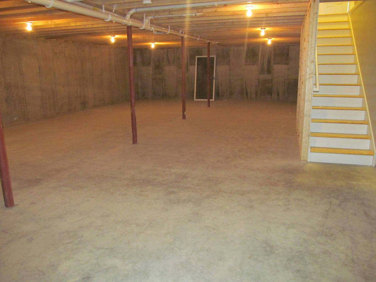 33 Cherry Lane Extension Newport VT 05855
