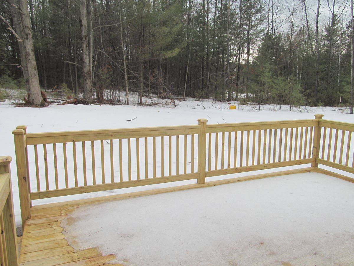 33 Cherry Lane Extension Newport VT 05855