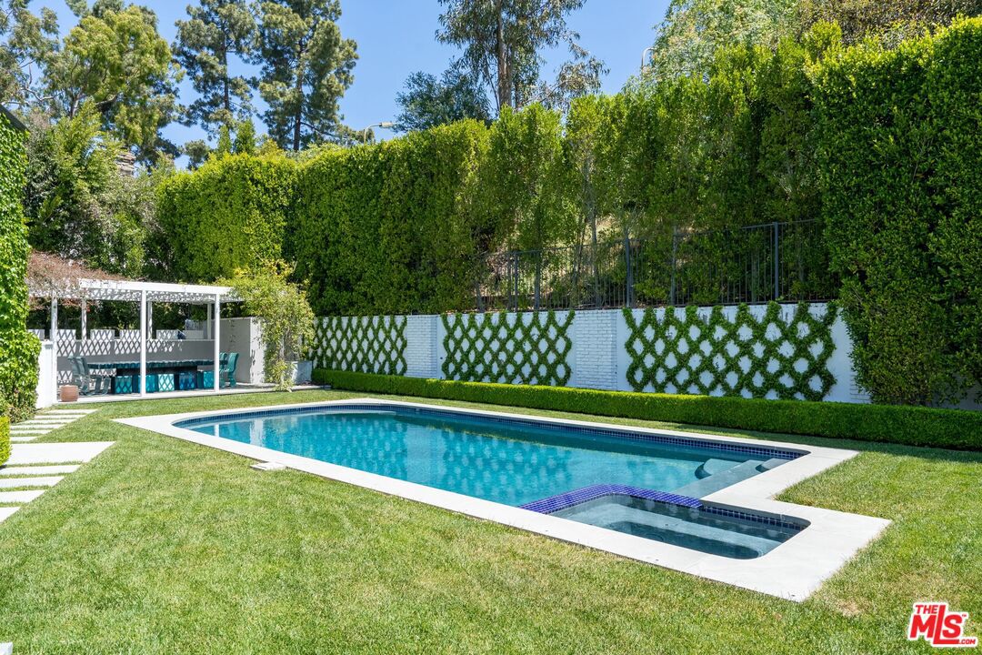 9551 Lime Orchard Road Beverly Hills CA 90210