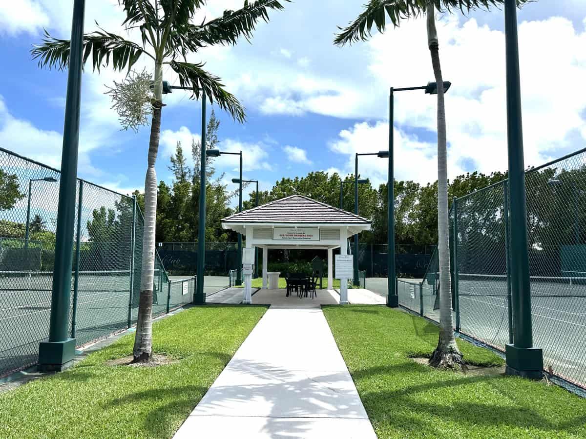 Paradise Island Drive New Providence Paradise Island BS