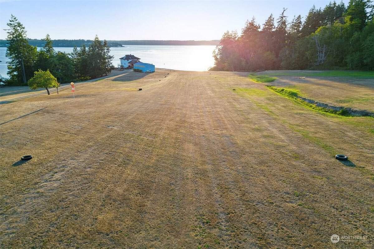 17403 88th Street SW Longbranch WA 98351