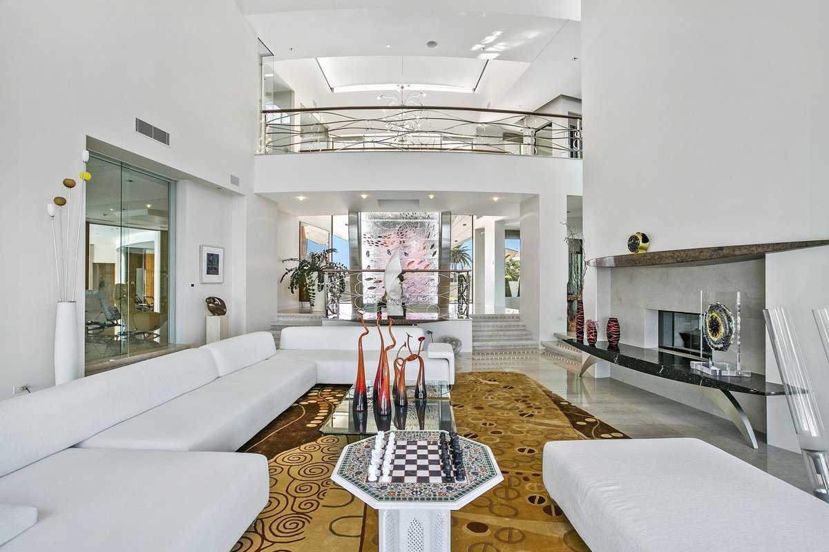 7-13 King Arthurs Court Queensland AU