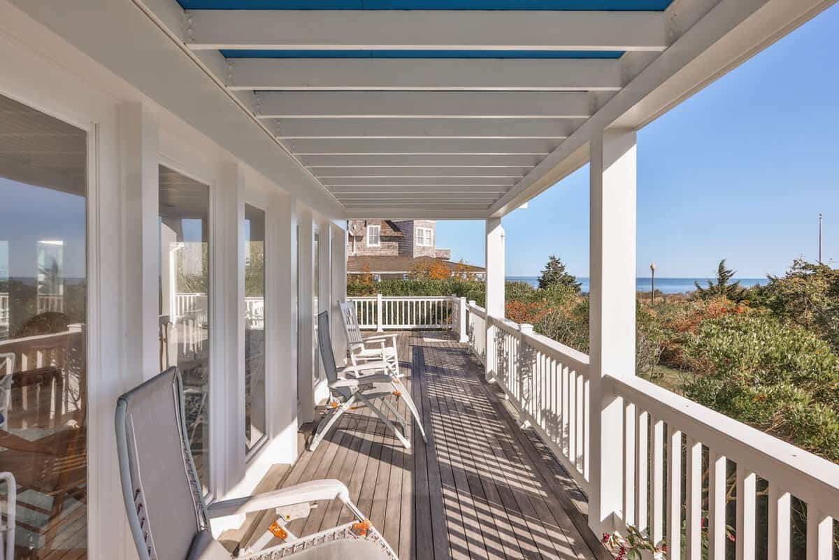 9 Weston Avenue Oak Bluffs MA 02568