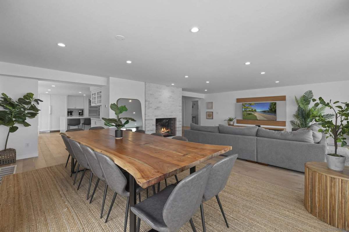 1624 Torrey Pines Road La Jolla CA 92037
