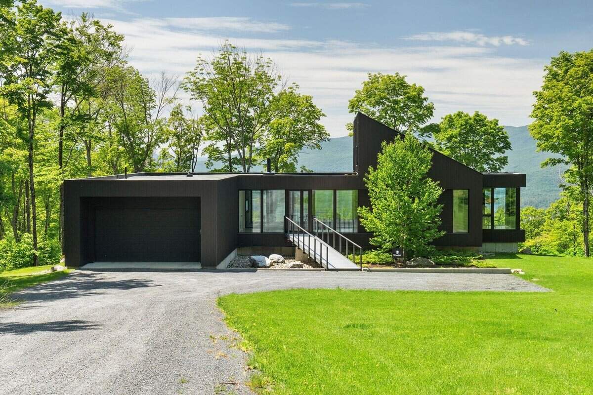 811 Bear Creek Lane Waterbury VT 05677