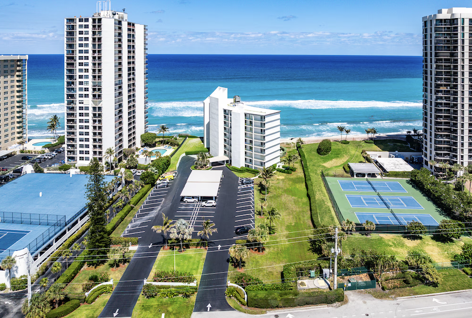 5400 N Ocean Drive Riviera Beach FL 33404