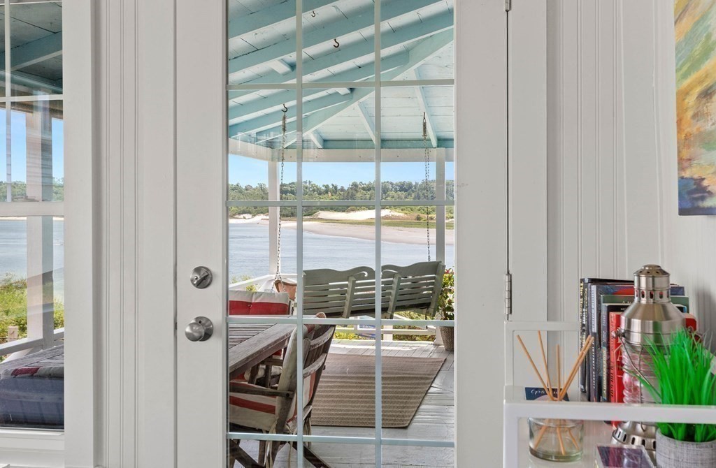 15 River Road Ipswich MA 01938