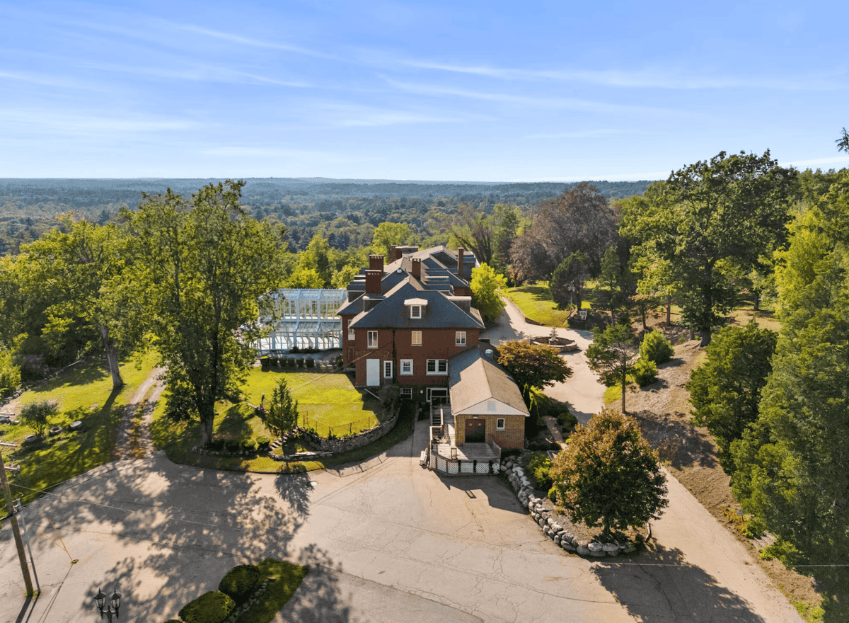 50 Mansion Drive Rowley MA 01969