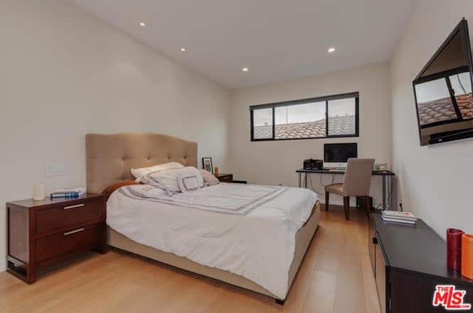 2307 Fox Hills Drive Los Angeles CA 90064