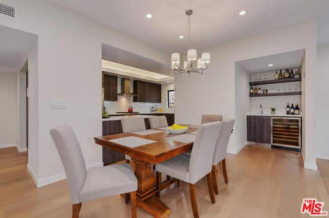 2307 Fox Hills Drive Los Angeles CA 90064