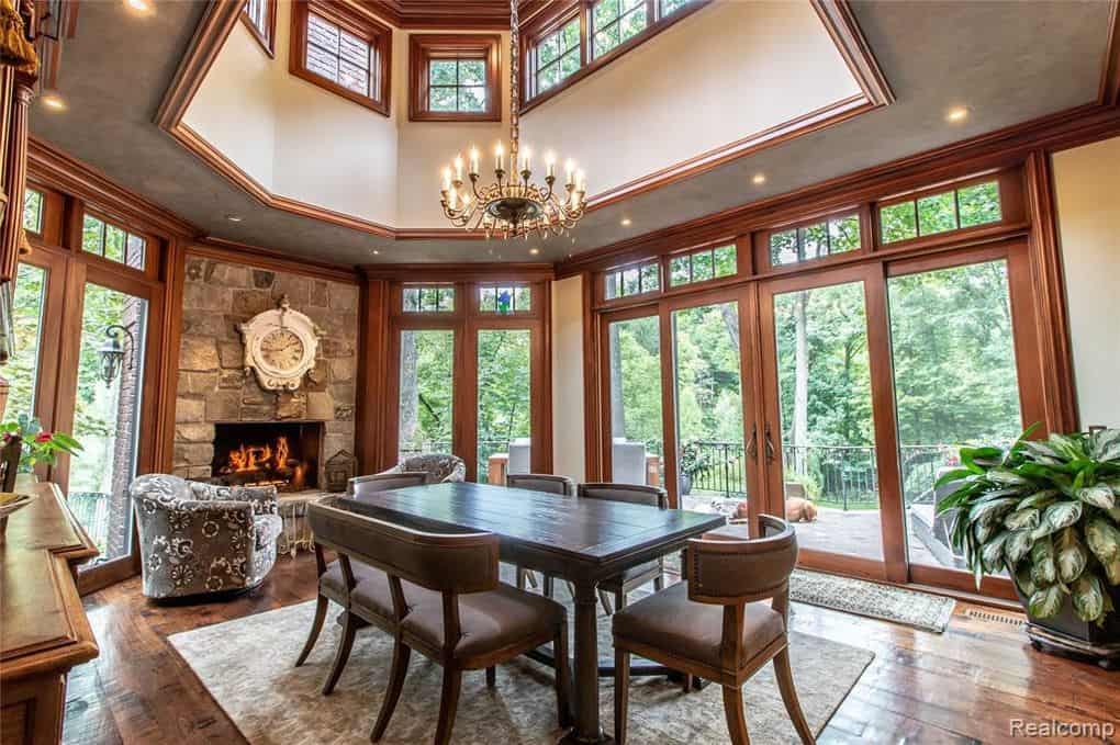 7420 Inner Circle Drive Bloomfield Township MI 48301