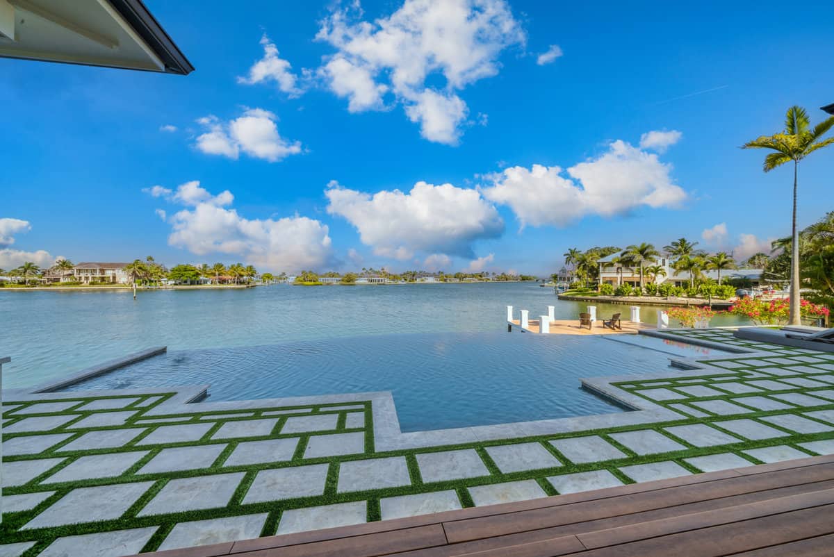 535 70th Street Holmes Beach FL 34217