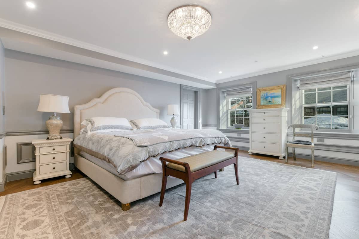 11 Chestnut Street, Boston, MA 02108