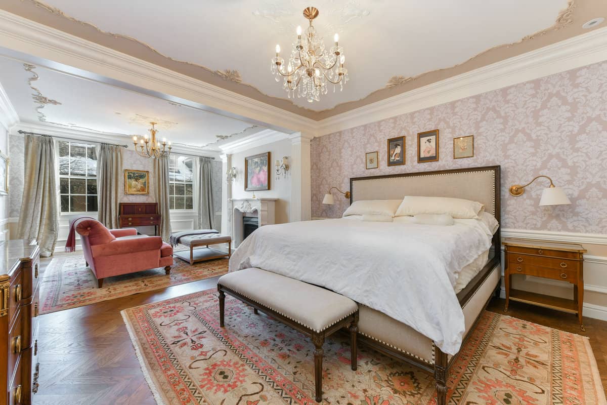 11 Chestnut Street, Boston, MA 02108