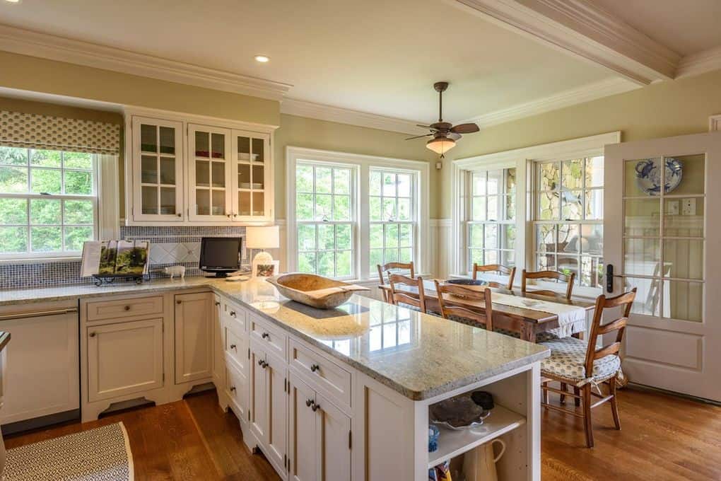 103 Main Street Vineyard Haven MA 02568