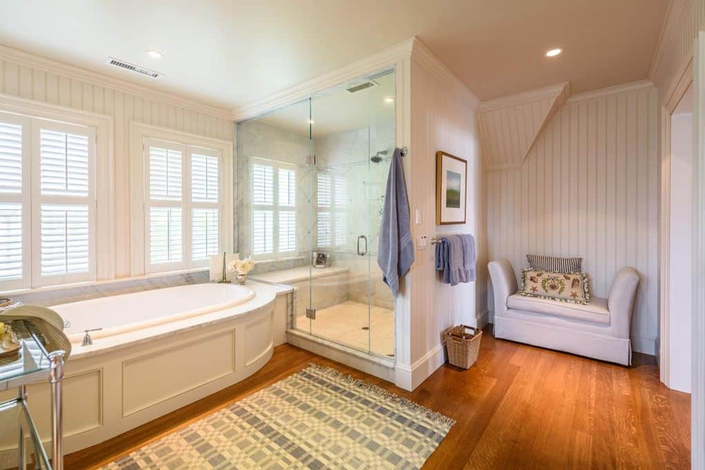 103 Main Street Vineyard Haven MA 02568
