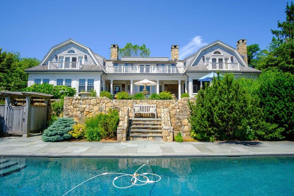 103 Main Street Vineyard Haven MA 02568