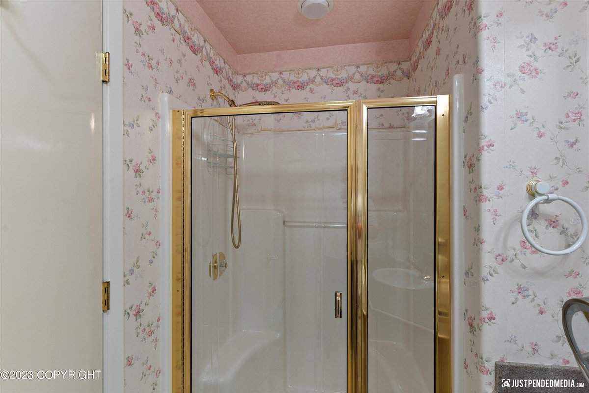 3327 Illiamna Avenue Anchorage AK 99517