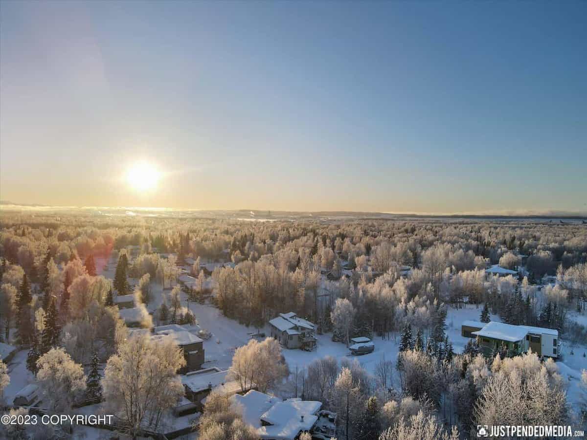 3327 Illiamna Avenue Anchorage AK 99517