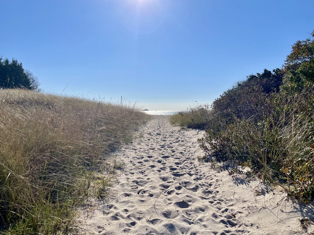 Hyannis MA 02601