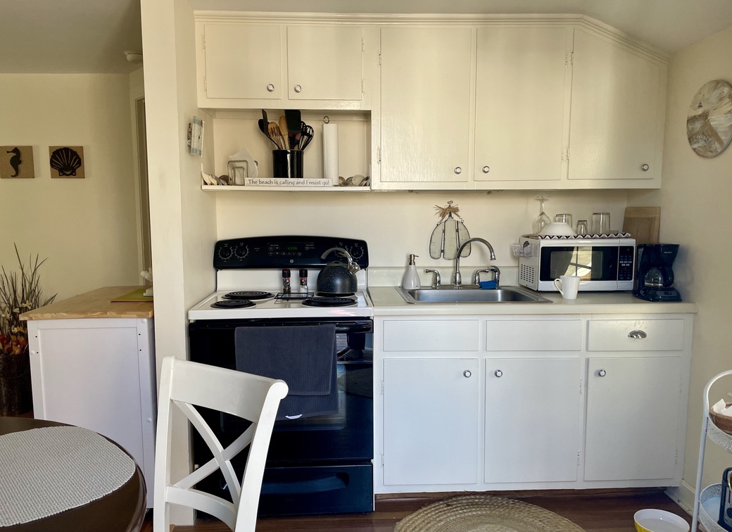 Hyannis MA 02601