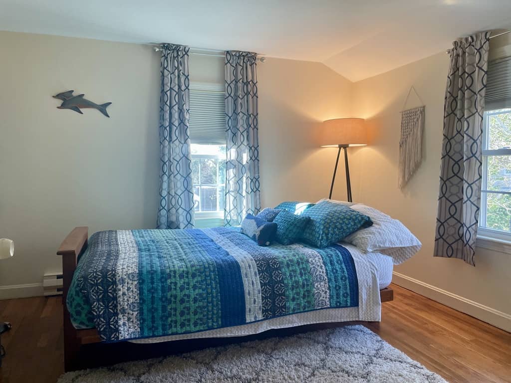 Hyannis MA 02601